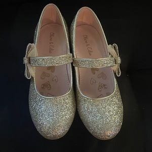 Girls size 2 gold sparkle heels
